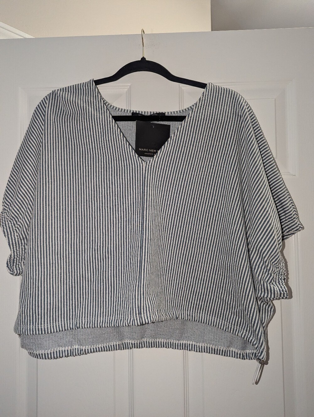 Marc New York Andrew Marc Womens M Navy White Stripe V Neck Boxy Top NWT